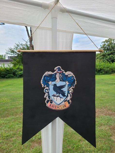 Ravenclaw Banner Hufflepuff Banner, Ravenclaw Banner, Slytherin Banner, Gryffindor Banner, Harry Potter Party Decorations, Harry Potter Theme Party, Harry Potter Decor, Harry Potter Theme, Harry Potter Birthday