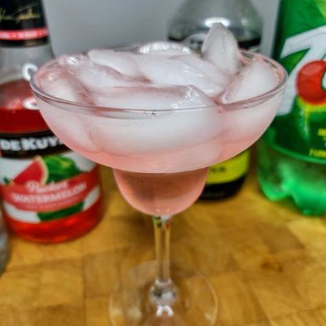 Watermelon Jolly Rancher Drink - Occasional Cocktails Jolly Rancher Shots Recipe, Drinks With Blue Curacao, Strawberry Lemon Drop Martini, Strawberry Lemon Drop, Jolly Rancher Drink, Watermelon Jolly Rancher, Jolly Rancher Shot, Blueberry Margarita, Tropical Drink Recipes