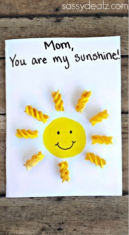 Mother’s Day Crafts – Lots of Ideas to Celebrate Mom - A Crafty Life Sunshine Crafts, Sunshine Card, Easy Mother's Day Crafts, Diy Mother's Day Crafts, Mother's Day Projects, Mother's Day Activities, Mothers Day Crafts For Kids, Daycare Crafts, Sunday School Crafts