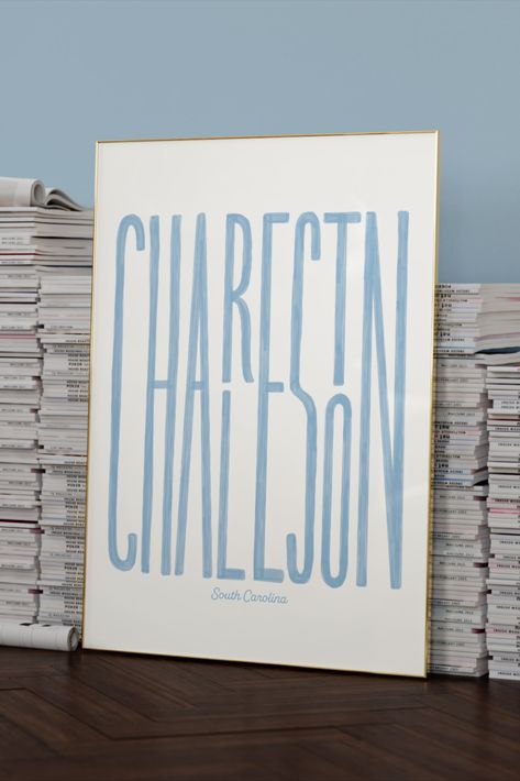 This Charleston print is perfect for your South Carolina home! Whether you live in Charleston or long for Charleston, this hand drawn poster is the perfect addition to your home. Perfect for Airbnbs, dorm rooms or summer homes. Available in 4 different ratios that translate to almost every possible size, this digital download is a quick and easy way to add a unique look to your home. Charleston Room Decor, Charleston Art Print, Charleston Wall Art, Charleston Prints, Charleston Painting, Charleston Home Decor, Charleston Design, Dorm Prints, Hand Drawn Poster