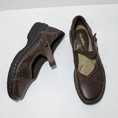 Thom Mcan Womens 7m Shaley Mary Jane Comfort Shoes Brown Leather Hook & Loop Great Condition, Look Unworn Brown Shoes Women, Brown Mary Jane Shoes, Brown Mary Janes, Red Leather Sandals, Funky Shoes, Leather Thong Sandals, Red Sandals, Brown Shoes, Shoes Brown