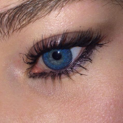 Pinterest ----> //DarkFrozenOcean\\ Deep Blue Eyes Aesthetic, Ocean Blue Eyes Aesthetic, Pretty Eyes Color, Deep Blue Eyes, Blue Eyes Aesthetic, Eye Color Chart, Eyes Aesthetic, Ocean Blue Eyes, Crystal Eye