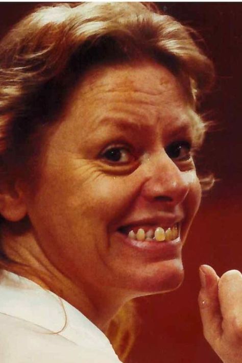 Take a look at the story of serial killer Aileen Wuornos and discover what drove her to kill seven men. Aileen Wuornos, Viking People, Before Running, Bonnie N Clyde, Bond Movies, Forensic, True Life, Founding Fathers, Horror Stories