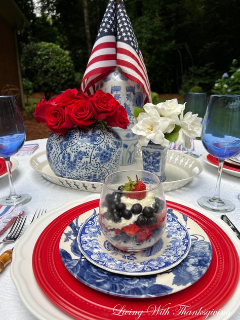 Americana Party, Holiday Routine, Patriotic Tablescapes, Blue Table Settings, Patriotic Centerpieces, Blue Patio, The Declaration Of Independence, Happy Birthday America, Red Plates