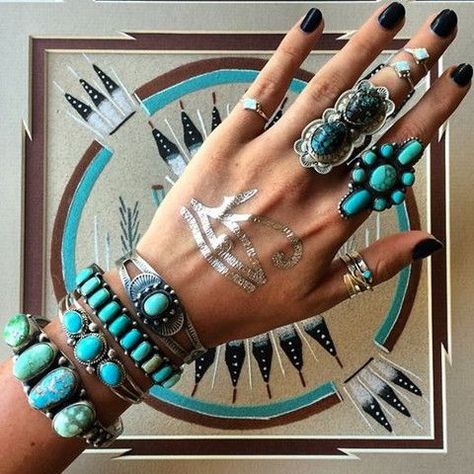 Native American Turquoise Ring, Bisbee Turquoise, Bracelets And Rings, Mode Hippie, Native American Turquoise, American Turquoise, Native Jewelry, Epilator, Hippie Jewelry