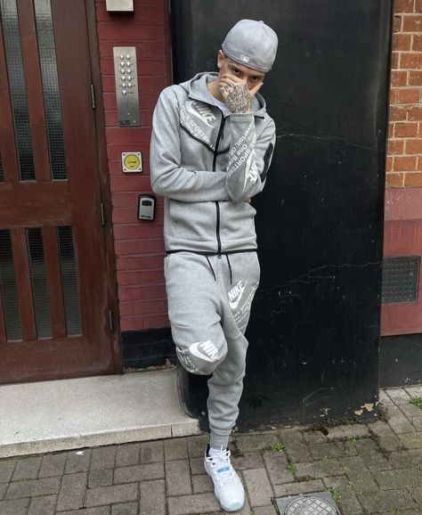 #tattooideas #tattoostyle #inked #handtattoo #handtattoodesigns #centralcee #oakley #london #aesthetic Nike Tech Jacket, Tech Outfit, Jordan 11 Legend Blue, Jordan 11 Outfit, Central Cee, Drip Outfit Men, Nike Tech Fleece, Grey Outfit, Cool Outfits For Men