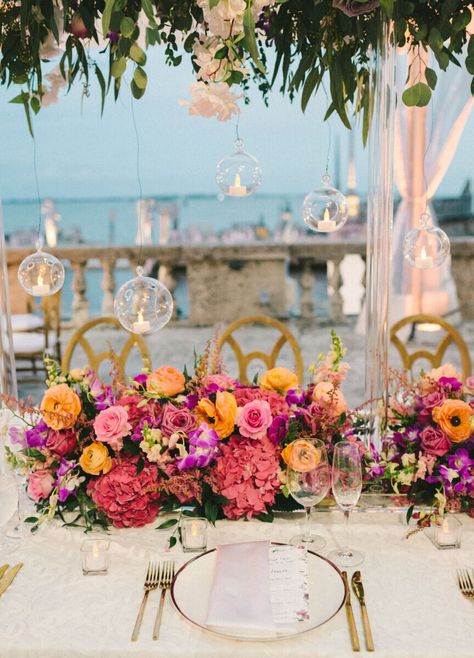 Wedding In Miami, Glam Garden, Nutella Milkshake, Miami Wedding Venues, Beach Dinner, Miami Wedding, Reception Table, Wedding Film, Planner Design