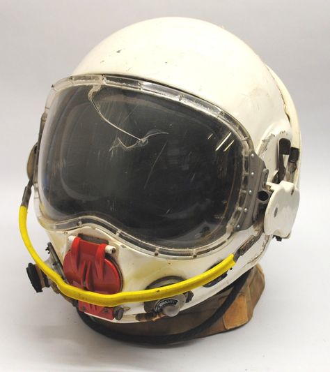 Flight Helmet, Raf Aircraft, Space Vehicle, Test Pilot, Space Helmet, Astronaut Helmet, Aircraft Parts, Prop Maker, Space Fashion