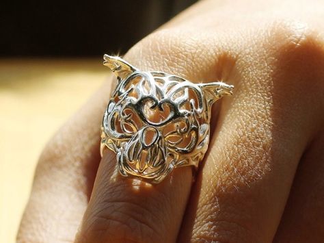 tinger-ring-3d-print 3d Shoes, Chinese Zodiac Tiger, Best Jewellery Design, Tiger Ring, Tiger Jewelry, Chinese Horoscope, Zodiac Rings, Marcasite Jewelry, 3d Printed Jewelry