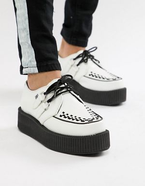 T.U.K platform creepers in white leather Creeper Outfits, Mens Creepers, White Creepers, Tuk Creepers, Old Lady In Satin Blouse, 90s Platform Shoes, Creeper Boots, Leather Front Pocket Wallet, Platform Creepers