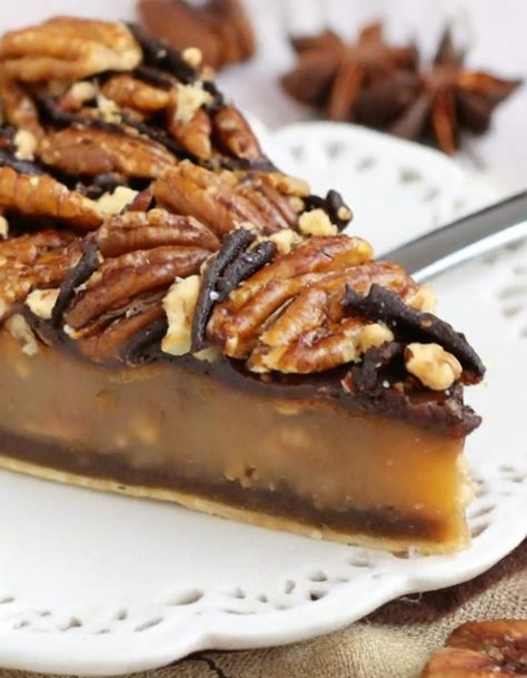 Caramel Turtle Pie | Caramel Turtle Pie, Turtle Pie No Bake, Salted Caramel Turtle Pie, Turtle Pie Recipe Easy, Turtle Pecan Pie, Caramel Pecan Pie Recipe, Caramel Turtle Poke Cake, Best Pie Recipe, Best Pie Ever