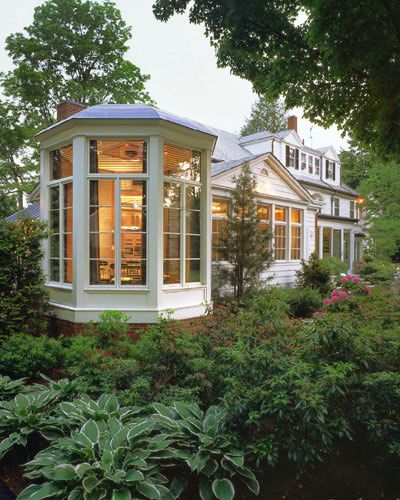 Exterior of home library dyingofcute.tumblr.com Big Round Window, House With Round Windows, Sun Nook, Bay Window Reading Nook, Octagon Room, Window Library, Circular Room, Game Nook, Amazing Windows