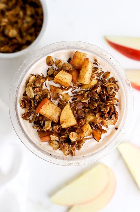 Top down view of easy apple protein ice cream in ninja creami pint container with oat crumble on top. Protein Ice Cream Ninja Creami, Ice Cream Ninja Creami, Ninja Creami Recipe, Vanilla Jello, Apple Pie Ice Cream, Oat Crumble Topping, Hazelnut Ice Cream, Ice Cream Pie Recipe, Strawberry Ice Cream Recipe