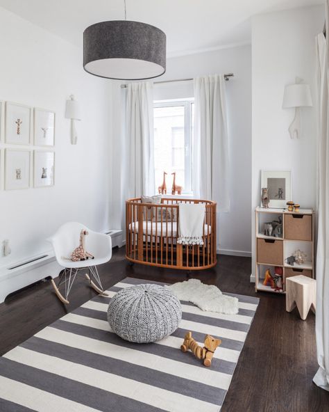 Gray and White Modern Animal Nursery Gender Neutral Nursery Design, Nursery Design Neutral, Safari Room, Nursery Designs, Wood Nursery, Grey Nursery, Beautiful Nursery, Gender Neutral Nursery, Baby Bedroom