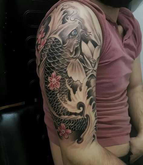 Koi Fish Tattoo Forearm, Pez Koi Tattoo, Koi Dragon Tattoo, Karp Koi, Koi Tattoo Sleeve, Tato Ikan Koi, Tato Flash, Irezumi Tattoo, Koi Tattoo Design