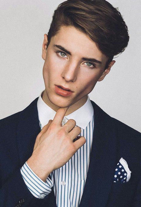 Frankie Rossi, Character Inspiration Male, Img Models, Tumblr Boys, Guy Drawing, 영감을 주는 캐릭터, White Boys, Male Face, Adele