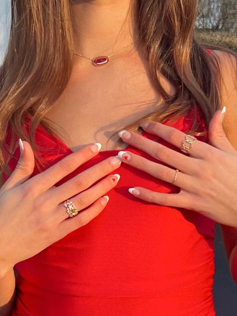 Red Nail Homecoming, Prom Nails Acrylic Red Dress, Prom Red Dress Nails, Nails For Hoco Red Dress, Nail Designs To Go With Red Dress, Acrylic Nails To Go With Red Dress, Prom Simple Nails, Nails That Go With Red Dresses, Prom Nails To Match Red Dress