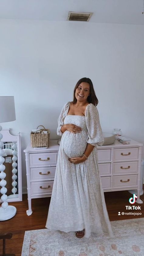 White Baby Shower Dress, Blue Baby Shower Dress, Pink Baby Shower Dress, Babyshower Dress, Baby Shower Outfit Ideas, Spring Maternity Outfits, Pink Maternity Dress, Casual Maternity Outfits, Ideas Habitaciones