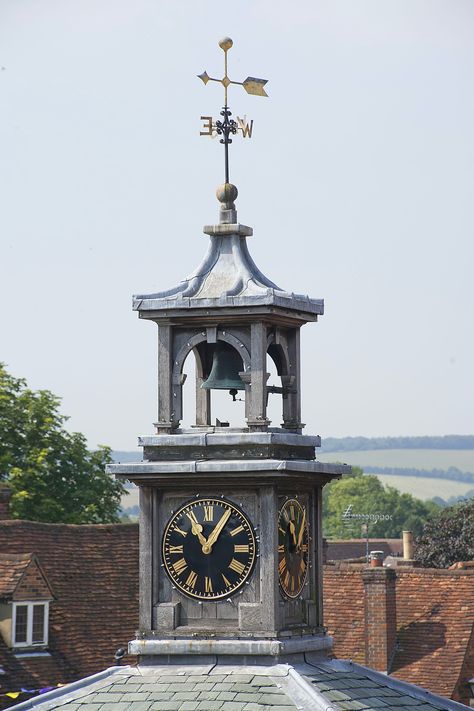 Bell tower - Taken by Peter Healy in Princes Risborough Minecraft Hus, Holiday Office Decor, Witches Coven, Game Map, Pooja Room Door Design, Architecture Landmark, Room Door Design, Bell Tower, Architecture Concept Drawings