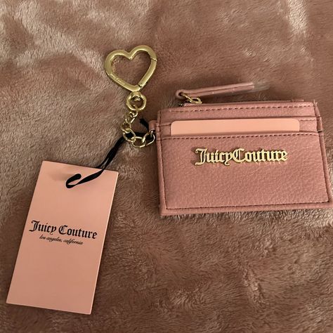 Brand New With Tags Zippered Coin Case With Card Slots On The Side Light Pink Juicy Couture Card Holder, Juicy Couture Purse, Juicy Couture Accessories, Couture Accessories, 2000s Fashion Outfits, Fancy Bags, Room Posters, 2000s Fashion, Key Card Holder