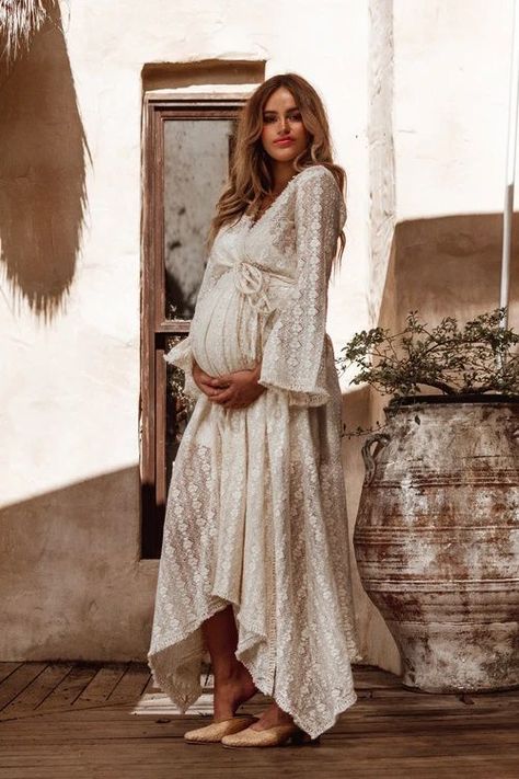 Queen Gown, Pregnant Outfit, Lace Maternity Dress, Pirate Queen, Boho Maternity, Shower Outfits, Baby Shower Outfit, Baby Shower Dresses, Maternity Maxi