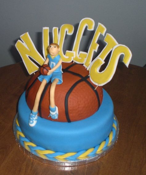 Very creative Denver Nuggets cake Denver Nuggets Cake, Denver Nuggets Champions, Basketball Food, Nuggets Basketball, Basketball Cake, Buttercream Filling, Birthday Cake Chocolate, Denver Nuggets, Chocolate Buttercream