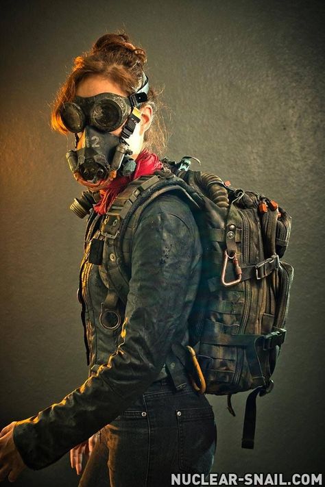 Post Apocalyptic Outfit, Apocalypse Costume, Apocalypse Fashion, Nuclear Apocalypse, Activewear Photoshoot, Post Apocalyptic Costume, Wasteland Weekend, Nuclear Winter, Post Apo