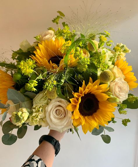 Autumn vibes are in for today bouquet deliveries. Bye August… hello Autumn😂 love these colours. Bouquet deliveries available www.bloomsfloristry.com Mon-Saturday, Wirral wide . #wirralflorist #wirralflowers #westkirbyflorist #luxuryflorist #luxuryflowers #autumnbouquet Bye August, August Hello, West Kirby, Luxury Florists, Autumn Love, Bouquet Delivery, Luxury Flowers, Autumn Vibes, Hello Autumn