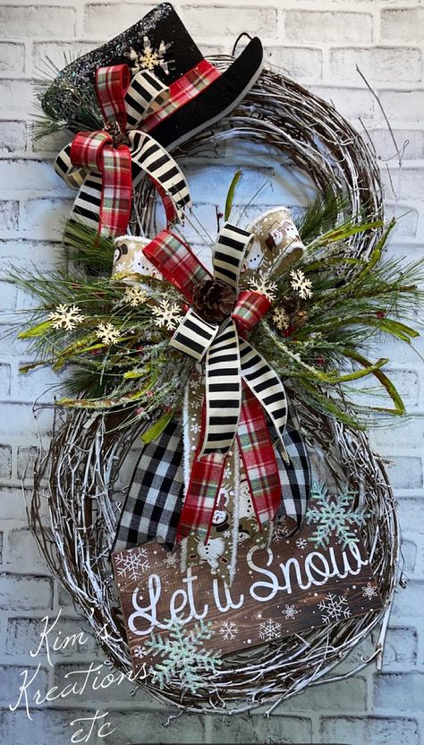 Grapevine Snowman Wreath, Christmas Grape Vine Wreaths, Grapevine Wreath Ideas Christmas, Christmas Grapevine Wreath Ideas, Christmas Grapevine Wreaths, Grapevine Star, Grapevine Snowman, Snowmen Wreaths, Grapevine Christmas Wreath