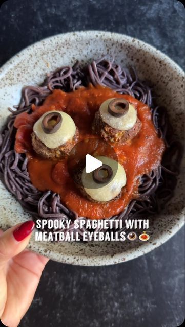 Melissa on Instagram: "SPOOKY SPAGHETTI WITH EYEBALL MEATBALLS👀  Welcome to episode 14 of @melissas_healthykitchen spooky eats series. Today it’s how to make a spooky spaghetti with eyeball meatballs👀A delicious and festive dinner idea for spooky szn!  Save for later and follow along for more spooky eats!  Eyeball Beef Meatballs: Makes 14 meatballs:  Ingredients: 1 lb ground grass fed beef (substitute any  type of ground protein) 1/2 cup diced yellow onion 1/4 cup fresh basil + 1 Tbsp for garnish 1/3 cup Italian pork rind crumbs (substitute: panko or regular Italian bread crumbs) 1/3 cup freshly grated parmesan cheese 1 tsp Italian seasoning 2-3 garlic cloves minced 1/4 tsp salt 1/4 tsp ground pepper 1 large egg Avocado oil spray  Additional ingredients: Raw cheddar cheese (or any cheese Tomato Sauce Italian, Sauce And Meatballs, Spooky Spaghetti, Italian Bread Crumbs, Italian Pork, Somebody's Watching Me, Egg Avocado, Pork Rind, Seasoning Salt