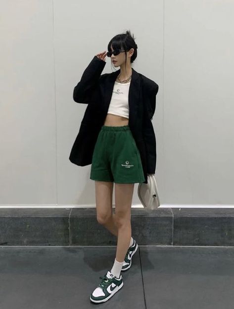 Summer Ootd Ideas Street Styles, Korean Outfit Summer, Summer Outfits Korean Street Style, Summer Korean Outfits Street Styles, Korean Outfits Summer, Summer Korean Outfits, Korean Ootd, Ootd Poses, Amazon Shop