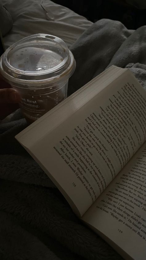 coffee Reading On A Rainy Day Aesthetic, Rainy Day With Coffee, Rainy Day Coffee, Rain And Coffee, Cozy Rainy Day, Winter Drawings, Book Vibes, 2023 Mood, Rainy Day Aesthetic