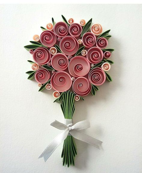 Mothersday Ideas, Diy Quilling Crafts, Quilling Flower Designs, Paper Quilling Tutorial, Paper Quilling For Beginners, Paper Quilling Flowers, Paper Quilling Cards, Origami And Quilling, Paper Quilling Jewelry