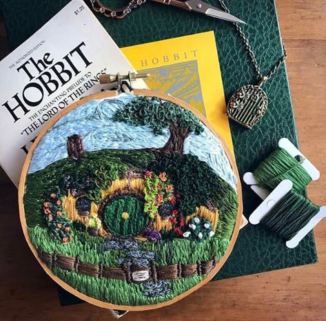 Hobbit Embroidery, Hobbit Shire, Embroidery Patterns Ideas, A Stitch In Time, Patterns Ideas, Have Inspiration, Brazilian Embroidery, Hand Embroidery Art, Embroidery Ideas