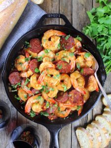 Sun-Dried Tomato Chorizo Garlic Shrimp Sherry Recipes, Filet Mignon Recipes, Fresh Shrimp, Garlic Prawns, Diy Easy Recipes, Grilled Shrimp Recipes, Seafood Recipe, Diner Recept, Heart Food