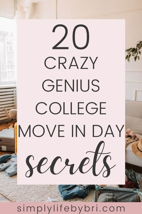 Dorm Room Packing List, College Move In Day, College Freshman Dorm, Packing List Spring, College Dorm Diy, College Dorm Checklist, Move In Day, College Parents, College Dorm Room Inspiration