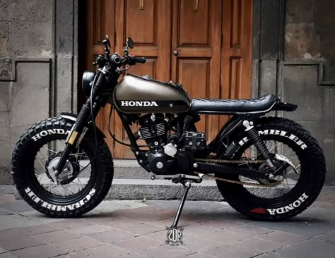 Cafe Racer Moto, Honda Scrambler, Moto Scrambler, Tracker Motorcycle, Cafe Racer Design, Image Moto, Мотоциклы Cafe Racers, Motos Honda, Cafe Bike