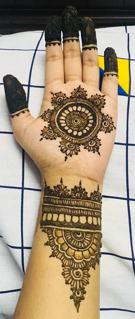 Mehedi Design on Behance Cone Designs For Hands, Mehandi Design For Hand, Round Mehndi Design, Mehendi Simple, Crafts Drawing, Mehedi Design, Front Mehndi Design, Simple Mehendi Designs, Mehndi Designs For Kids