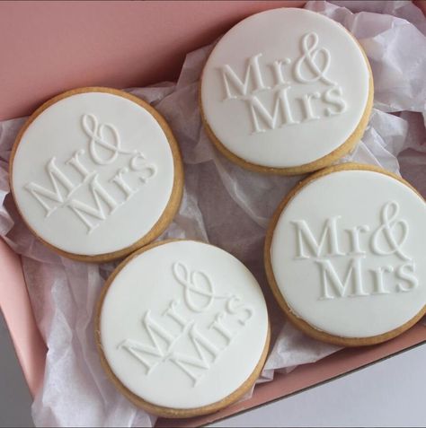 Mr And Mrs Cookies Decorated, Wedding Date Cookies, Mr And Mrs Cookies, Gemstone Cookies, Wedding Treats Table, Personalised Cookies, Engagement Party Cookies, Wedding Biscuits, Box Of Cookies