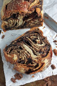 Chocolate Babka Recipe from Martha Stewart; additional inspiration from Smitten Kitchen Chocolate Babka Recipe, Jewish Desserts, Babka Recipe, Swirl Bread, Martha Stewart Recipes, Chocolate Babka, Smitten Kitchen, Jewish Recipes, Bread Cake