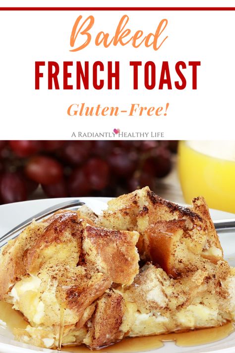 This quick and easy gluten-free baked french toast is perfect because you can throw everything together, bake it, and have a breakfast dish that will be enough for a few days!  And best of all, it's healthy too! Gluten Free French Toast Casserole, Cinnamon Raisin French Toast, Dairy Free French Toast, Gluten Free French Toast, Easy French Toast Bake, French Toast Casserole Recipe, Baked French Toast Casserole, Baked French Toast, Gf Breakfast