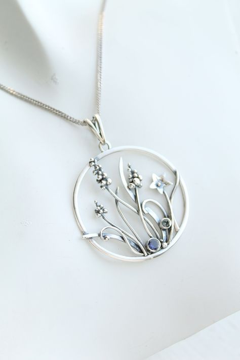 ITEM DESCRIPTION: The size H 4 cm x W 4 cm (1 2/3 x 1 2/3 inch). Weight - 5 g. You can buy it with a silver chain or without it. I made these pretty garden flowers of sterling silver, iolite, and blue topaz. Muscari is a really lovely delicate spring flower. And this floral jewelry will be a great addition to your jewelry collection or gift for someone whose you love. I can make this with other stones, just write to me - I'm always open to custom orders. This handmade necklace will come to you i Silver Clay Necklace, Silver Flower Jewelry, Silver Metal Clay Jewelry, Blue Metal Jewelry, Silver Pendant Necklace Unique, Handmade Metal Jewelry, Silver Clay Jewelry Ideas, Plant Necklace, Silversmithing Jewelry