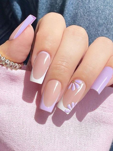 Cute Violet Nails, Nails Goes With Everything, Lila Purple Nails, French Nail Designs Purple, Purple Basic Nails, Light Purple Nail Inspo Acrylic, Light Nail Color Ideas, Nails For Summer Purple, French Nails Lila