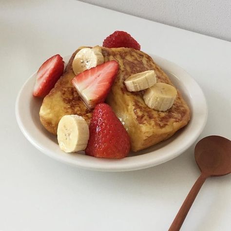 Korean Breakfast Aesthetic, Korean Breakfast, Breakfast Aesthetic, Food Goals, Food Is Fuel, Beautiful Food, Pretty Food, I Love Food, Cute Food