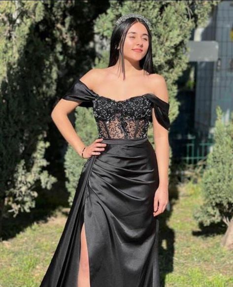 Prom Dress Ideas Unique, Off The Shoulder Prom Dresses, Leg Split, Long Evening Dress, Black Prom Dress, Prom Dress Inspiration, Black Prom, Pretty Prom Dresses, Evening Dresses Elegant