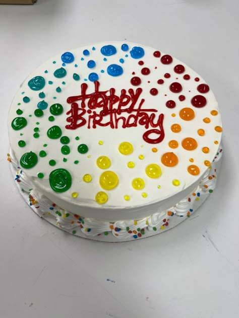 Cute Round Birthday Cakes, 8 Inch Round Cake Design, Simple Round Birthday Cake, Dairy Queen Cake Designs, Dairy Queen Cake Decorating, Kids Cake Ideas, Dairy Queen Cake Ideas, Dairy Queen Cakes Designs, Dq Cake Designs Dairy Queen