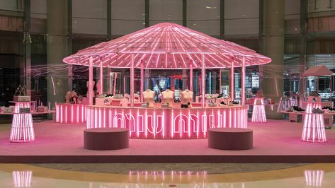 Miu Miu Pop Up Store, Pop Up Concept, Pop Up Cafe, Pop Up Bar, Kiosk Design, Crystal Bags, Pop Ups, Exhibition Booth, Bacardi