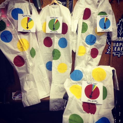 DiY Twist-her costume ;) #twister #costume #Halloween #diy #ftb Diy Twister Game, Twister Costume, Costume Halloween Diy, Twister Game, Creative Valentines, Costume Diy, Diy Valentines Crafts, Game Costumes, Diy Halloween Costumes