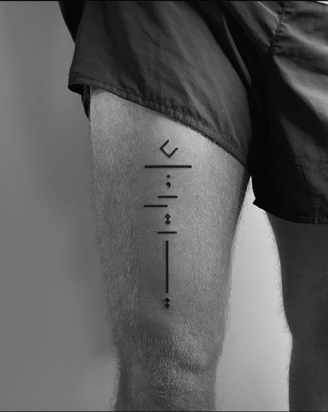 Geometric Line Tattoo Men, Mens Upper Arm Tattoo, Minimalist Tattoo Men Geometric, Line Tattoo Arm, Thigh Band Tattoo, Leg Band Tattoos, Tattoo Bras Homme, Thigh Tattoo Men, Underarm Tattoo