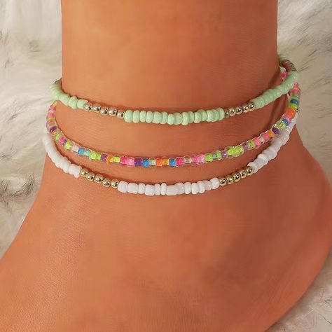 So Cute! 3 Anklets For 1 Price. Anklet Ideas Bead, Beads Anklets Ideas, Summer Beaded Bracelets, Bracelets With Beads, Anklets Diy, Cute Anklets, Beaded Braclets, Anklet Set, Beaded Ankle Bracelets